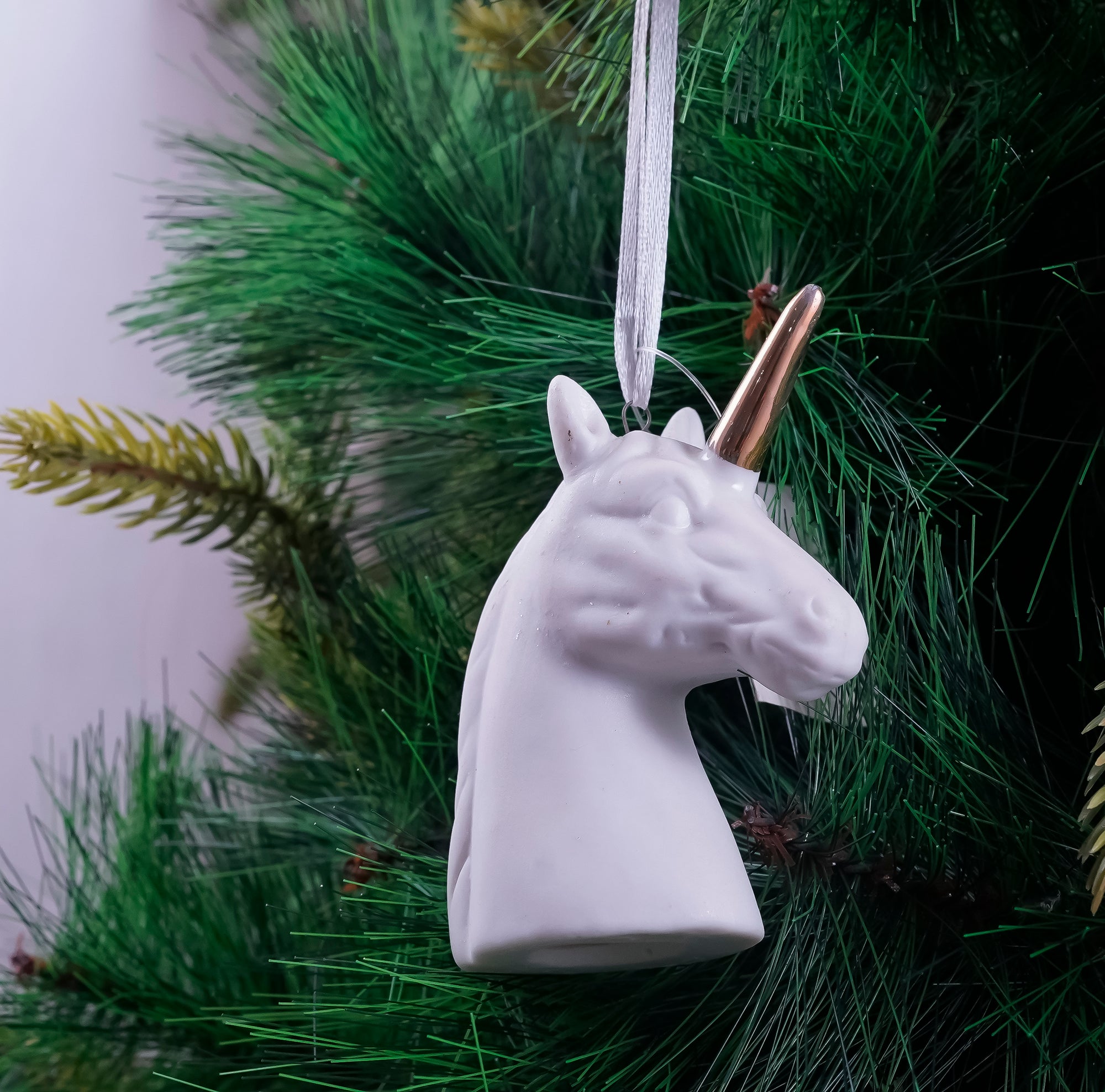 Luxe  Porcelain White Unicorn Ornament- 1Pc